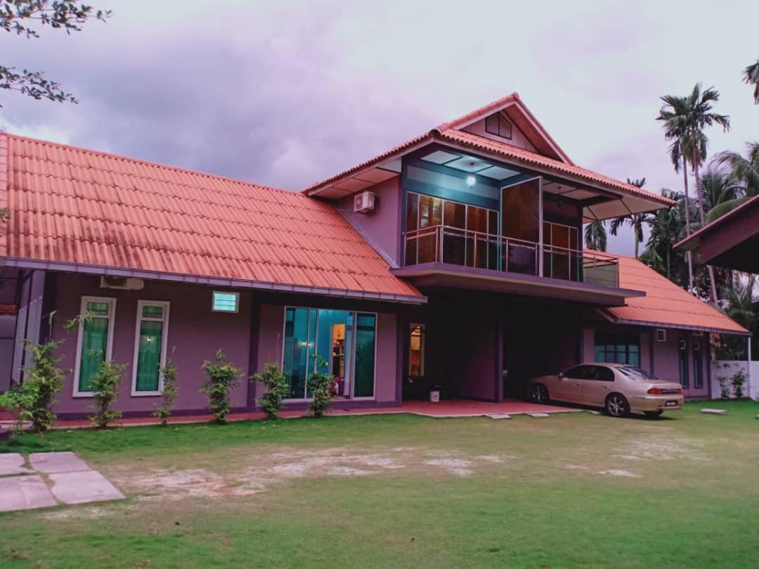 Villa Sri Tebengau Kuah Buitenkant foto